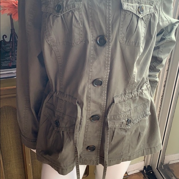 Jacket - Picture 15 of 16